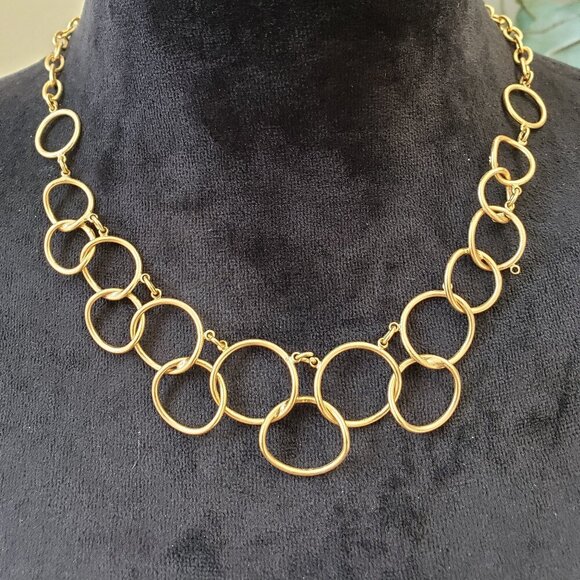 Womens Gold Tone Premier Designs Circle Brushed Oval Link Necklace with Lobster - Picture 1 of 6